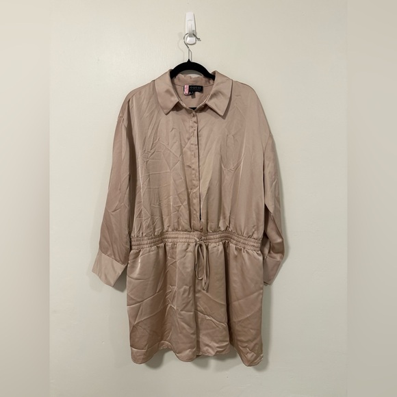 Eloquii Satin Champagne Romper - Picture 1 of 2